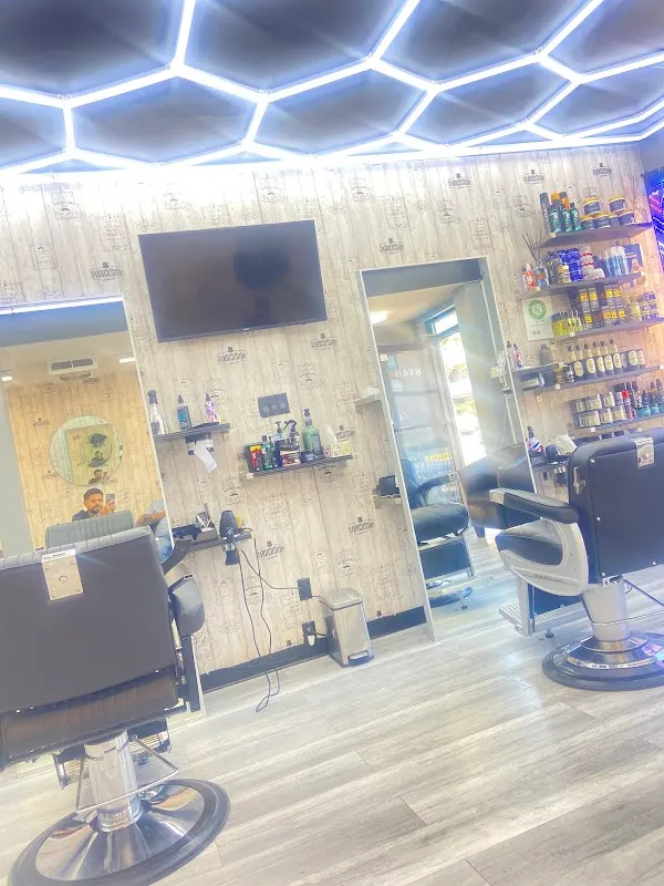 SALON JAMAL STYLE — Barber shop in Montreal